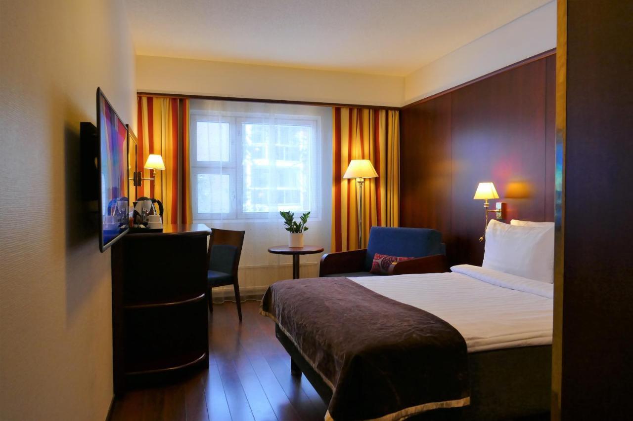 Hotel Kalliohovi Raumo Exteriör bild